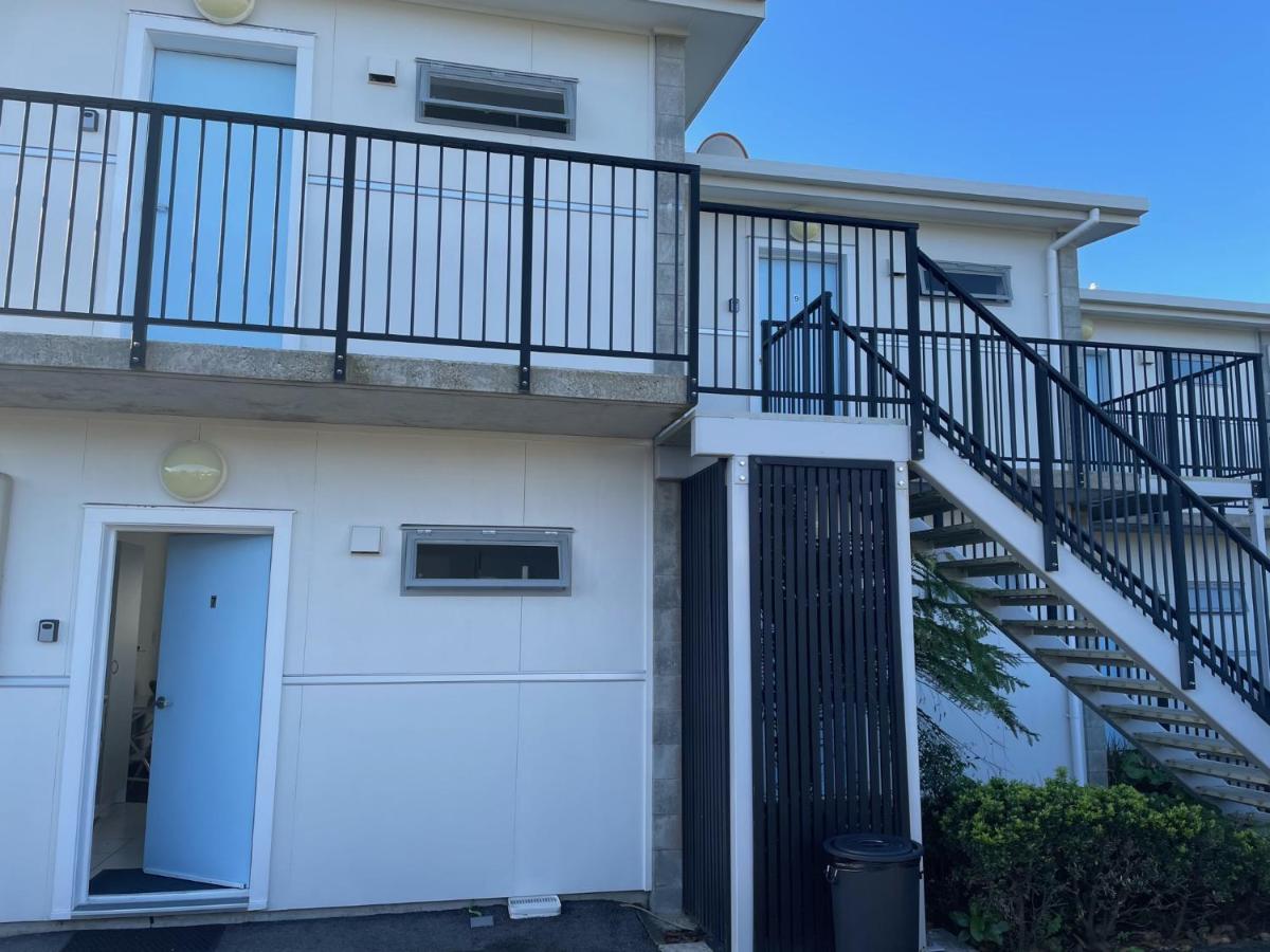 Carters By The Sea Beachside Studio Apartments Carters Beach Exterior photo